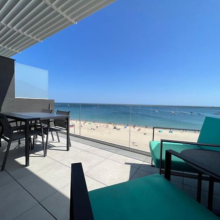 Guestready - Beachfront Naufrago'S Retreat 2 Sesimbra Bagian luar foto